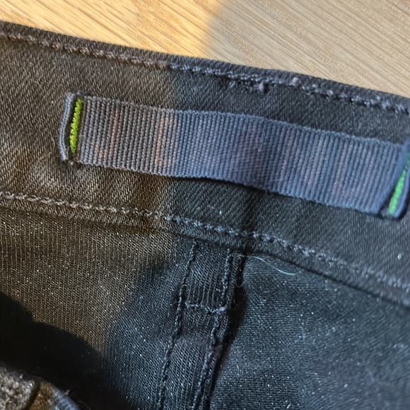 J brand skinny black jean - Picture 2 of 6